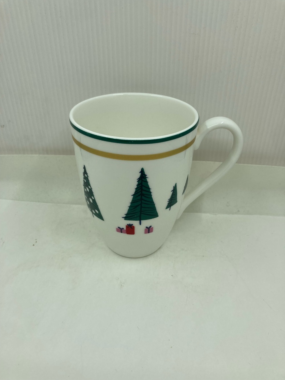 Kate Spade Arbor Village Christmas Mug